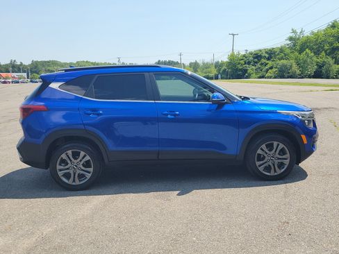 Used 2021 Kia Seltos S FWD image 4