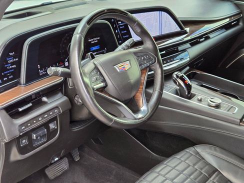 Used 2023 Cadillac Escalade Sport Platinum AWD/4WD image 10