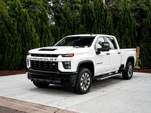 Used 2023 Chevrolet Silverado 2500 Custom w/ Custom Value Package AWD/4WD image 5
