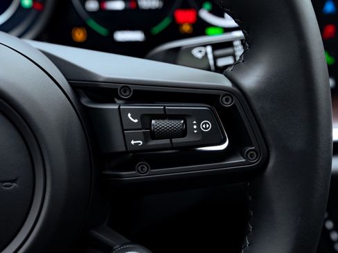 Used 2023 Porsche 911 Sport Classic image 61