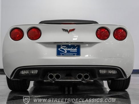 Used 2005 Chevrolet Corvette Convertible w/ Preferred Equipment Group RWD image 31