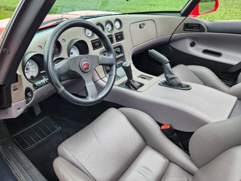 Used 1994 Dodge Viper RT/10 RWD image 10