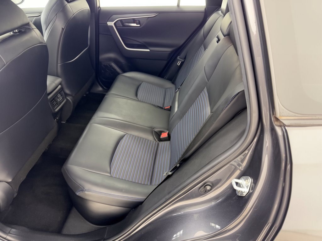 Used 2021 Toyota RAV4 XSE AWD/4WD image 25