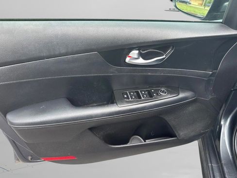 Used 2023 Kia Forte GT-Line w/ GT-Line Premium Package FWD image 20