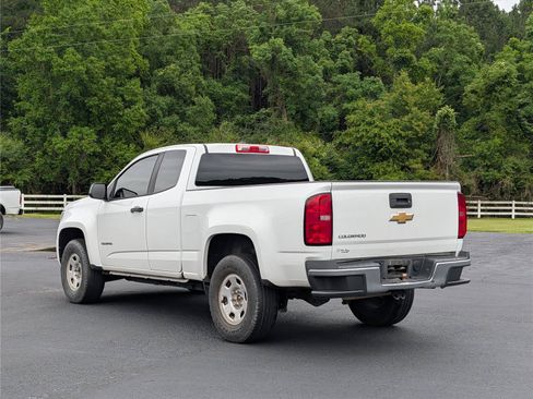 Used 2020 Chevrolet Colorado W/T w/ WT Convenience Package RWD image 3