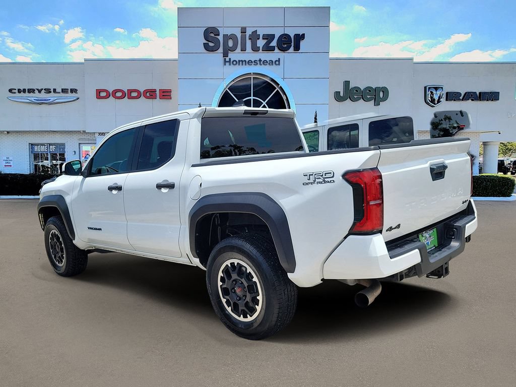 Used 2024 Toyota Tacoma TRD Off-Road AWD/4WD image 3