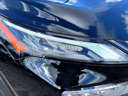 Certified 2023 Nissan Rogue SV FWD image 27