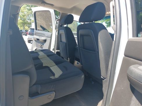 Used 2013 Chevrolet Silverado 2500 LT w/ Convenience Package RWD image 12