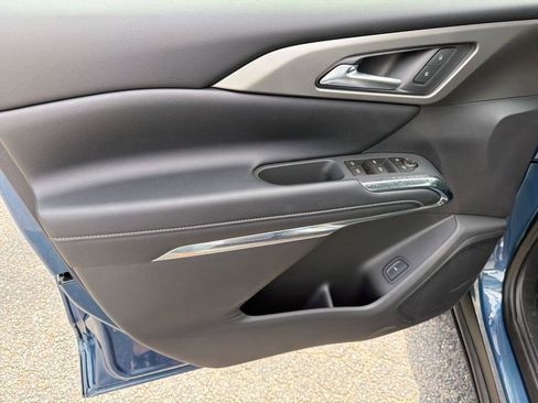 New 2026 Chevrolet Traverse LT AWD/4WD image 10