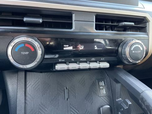 Used 2024 Toyota Tacoma SR image 12