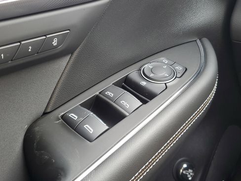 New 2026 Buick Enclave Preferred w/ Power Package image 24