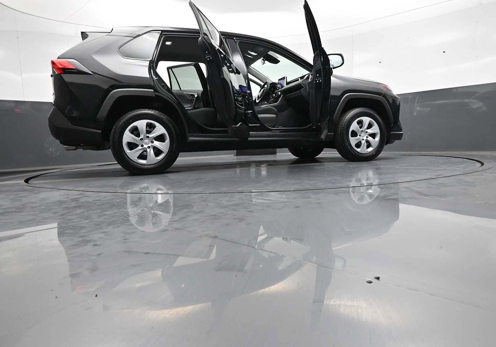 Used 2025 Toyota RAV4 LE FWD image 45