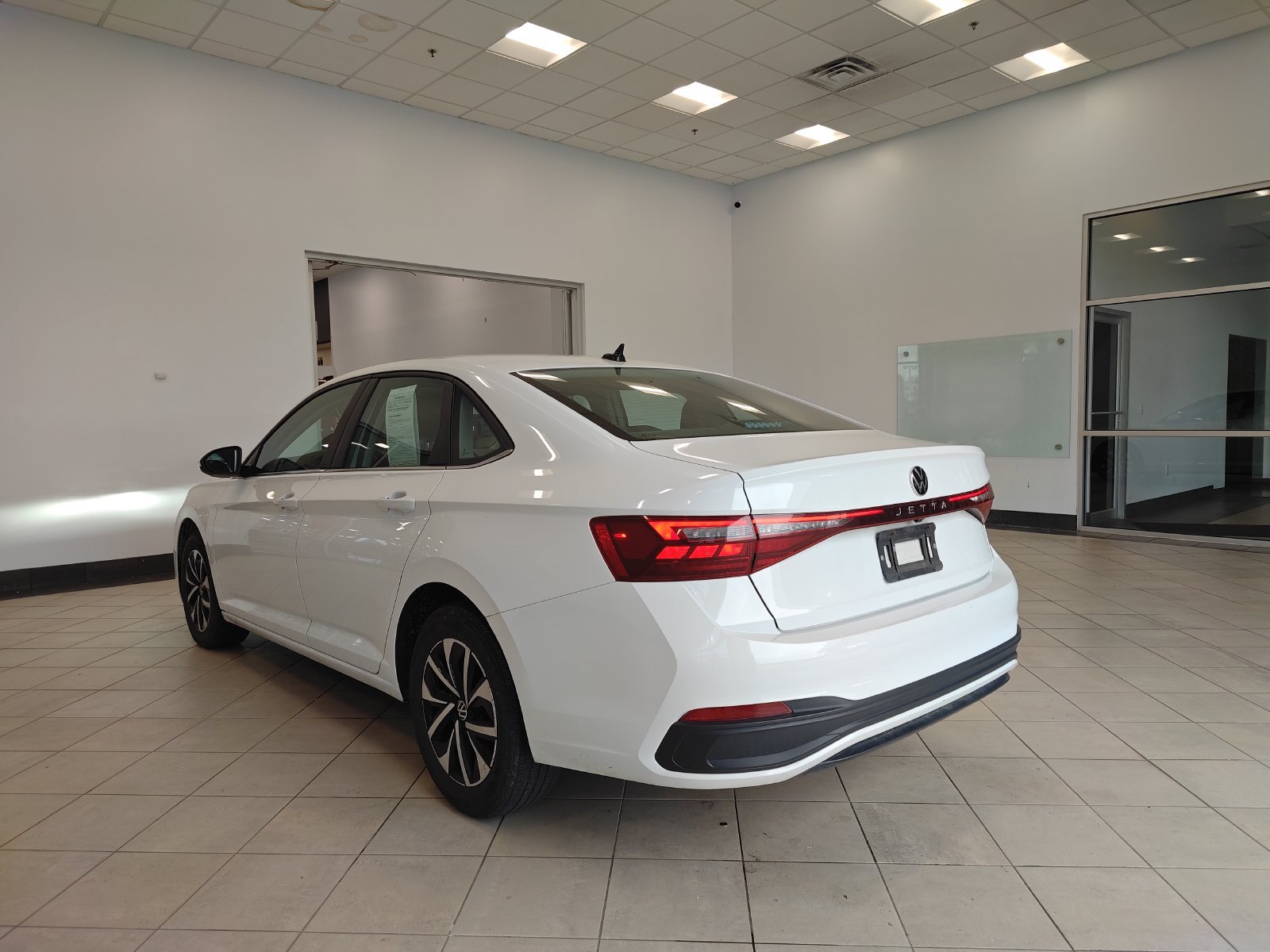 Used 2025 Volkswagen Jetta S FWD image 5