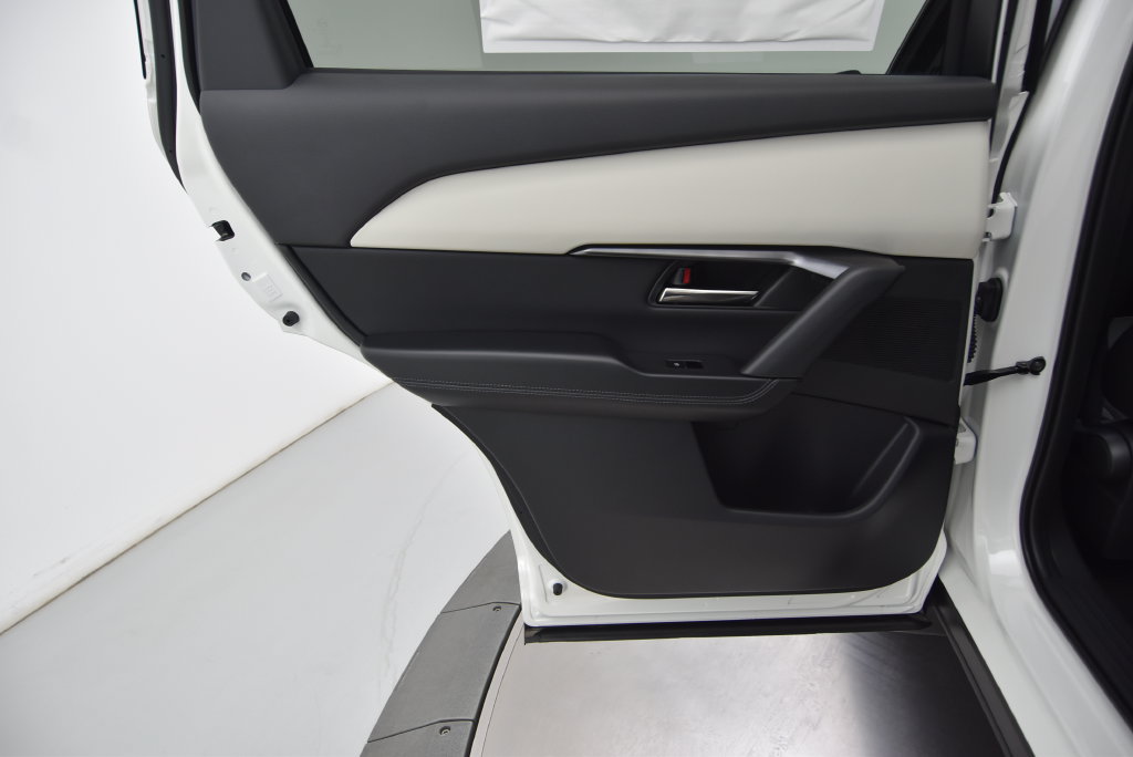 New 2026 MAZDA CX-5 Select AWD/4WD image 32