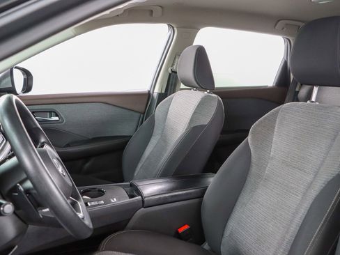 Used 2023 Nissan Rogue SV FWD image 23