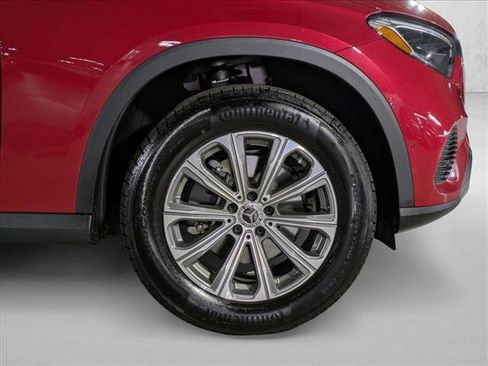Certified 2025 Mercedes-Benz GLC 300 image 24