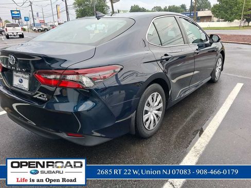 Used 2021 Toyota Camry LE FWD image 7