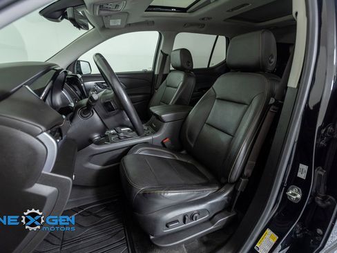 Used 2020 Chevrolet Traverse Premier w/ Redline Edition image 22