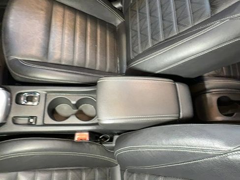 Used 2019 Buick Cascada Premium image 50