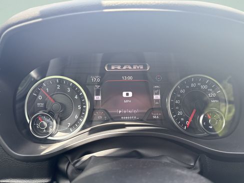 Used 2023 RAM 1500 Big Horn AWD/4WD image 12