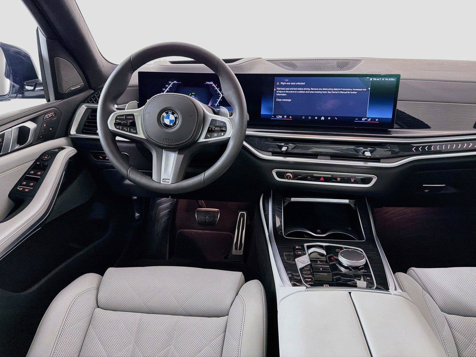 Used 2026 BMW X7 xDrive40i w/ M Sport Package AWD/4WD image 24