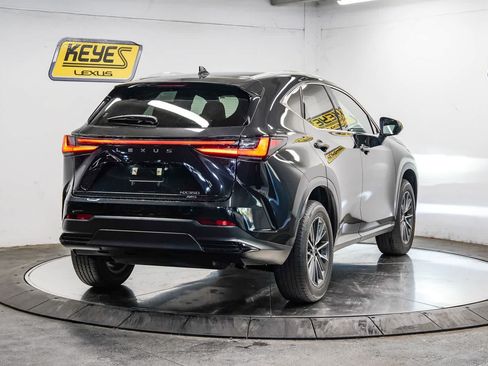 Certified 2025 Lexus NX 350 AWD w/ Accessory Package (2T) image 4
