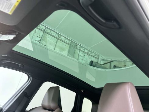 Used 2025 BMW X3 xDrive30i w/ Convenience Package image 16