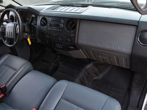 Used 2015 Ford F350 XL w/ Power Equipment Group image 22