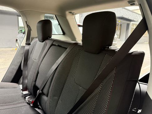 Used 2017 GMC Terrain SLE image 15