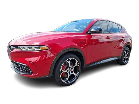 Used 2024 Alfa Romeo Tonale Ti w/ Active Assist Package AWD/4WD image 3