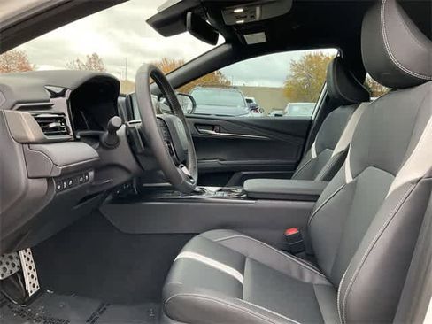 Certified 2025 Toyota Camry SE image 13