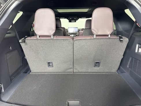 New 2026 Ford Explorer Platinum image 26