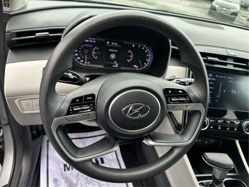 Certified 2023 Hyundai Tucson SEL w/ Winter Package AWD/4WD image 18