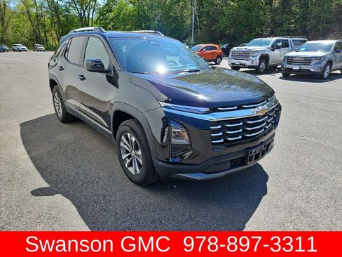 Certified 2025 Chevrolet Equinox LT AWD/4WD image 2