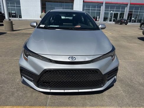 Used 2022 Toyota Corolla SE FWD image 11