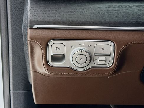 Certified 2024 Mercedes-Benz GLS 63 AMG 4MATIC image 11