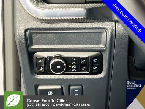 Certified 2025 Ford F150 Platinum AWD/4WD image 19