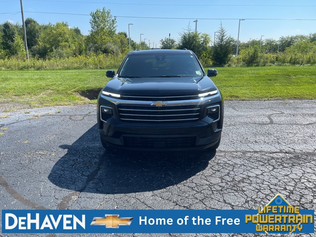 Used 2024 Chevrolet Traverse LT w/ Enhanced Driving Package FWD image 9