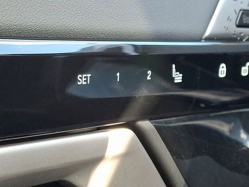 New 2026 BMW 530i xDrive w/ Convenience Package image 17