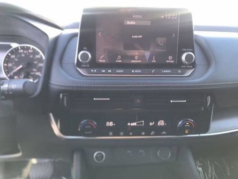 Used 2021 Nissan Rogue SV AWD/4WD image 14