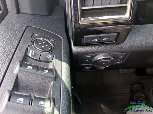 Used 2019 Ford F150 Raptor w/ Equipment Group 802A Luxury AWD/4WD image 27