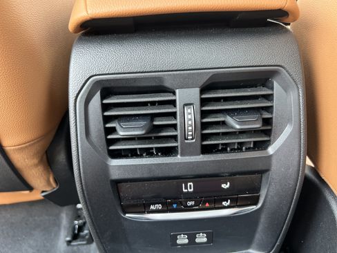 Used 2025 BMW 330i Sedan RWD image 40