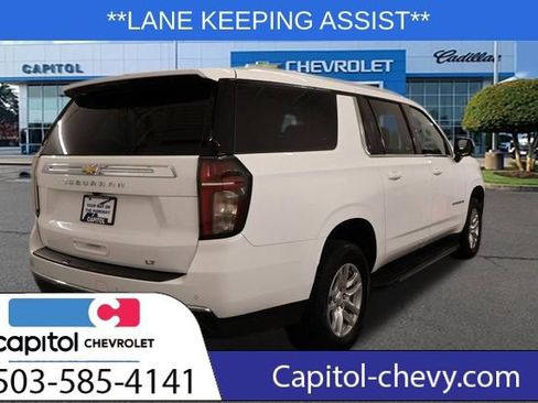Used 2023 Chevrolet Suburban LT image 3