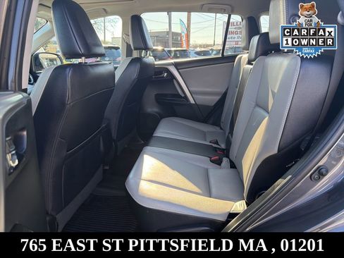 Used 2017 Toyota RAV4 Limited image 17