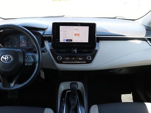 Used 2024 Toyota Corolla LE FWD image 15