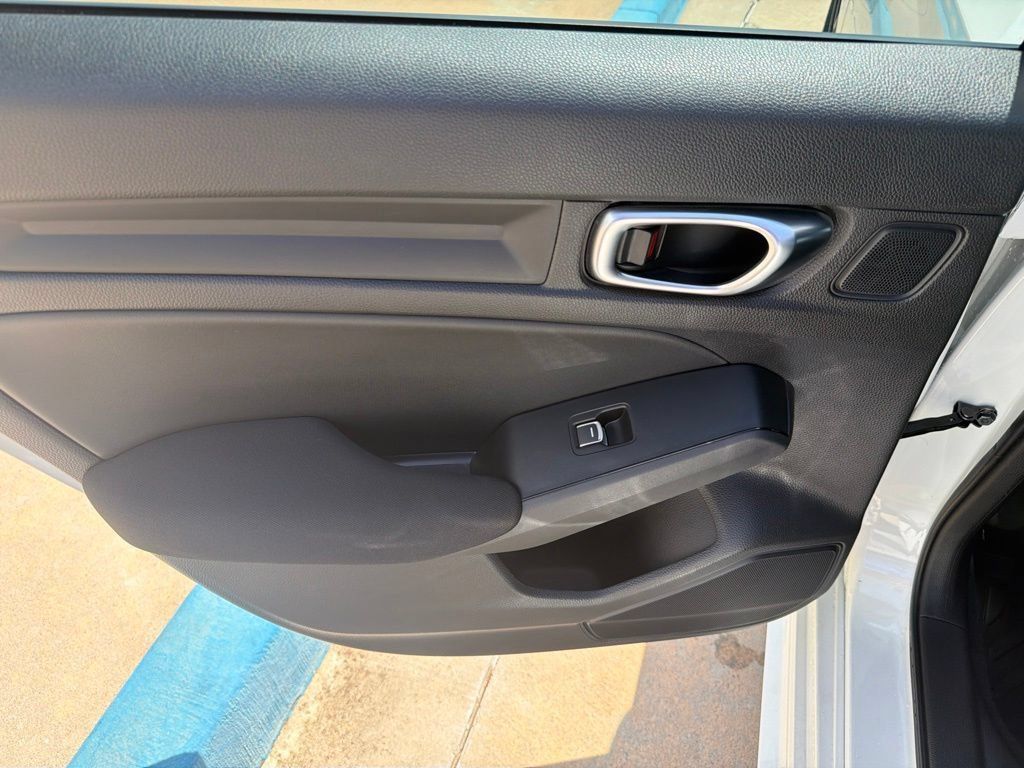 Used 2024 Honda Civic Sport image 25
