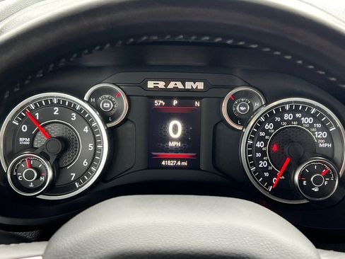 Used 2024 RAM 2500 Big Horn AWD/4WD image 35