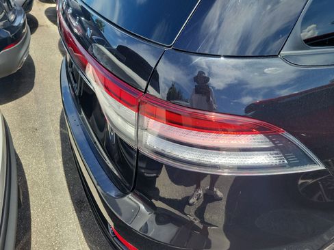 Certified 2022 Lincoln Aviator Reserve w/ Equipment Group 201A RWD image 5