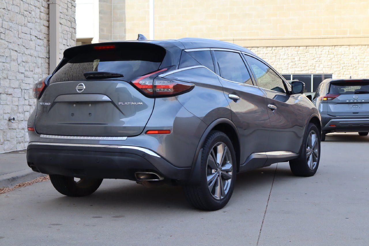 Used 2019 Nissan Murano Platinum FWD image 3