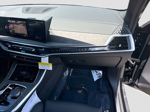 New 2026 BMW X5 sDrive40i RWD image 18